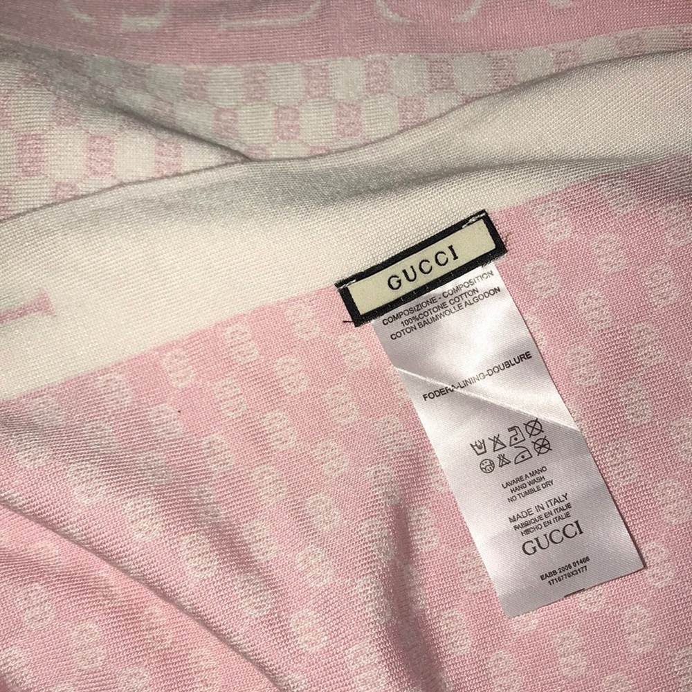 Not for sale I want to know if it’s authentic